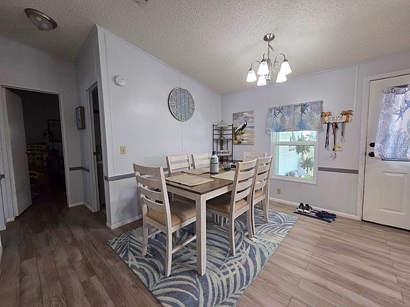 4th image of 9714 Asbury Dr
