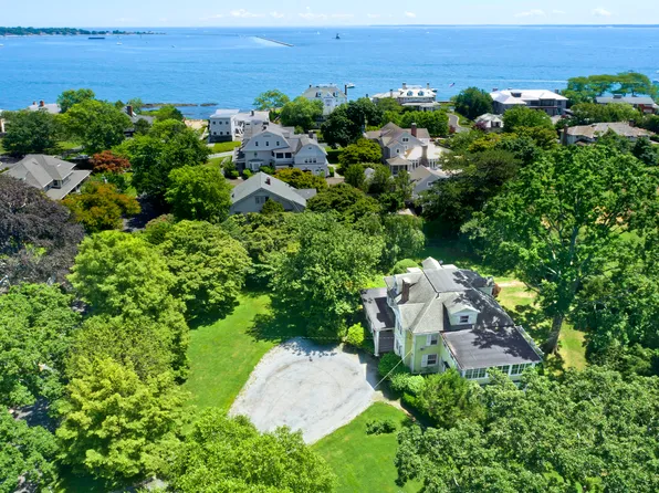 11 Ledge Rd, Old Greenwich, CT 06870