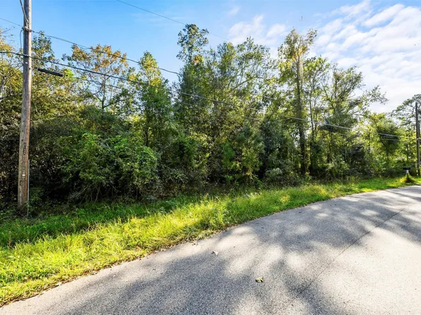 1407 Black Bear Dr, Crosby, TX 77532