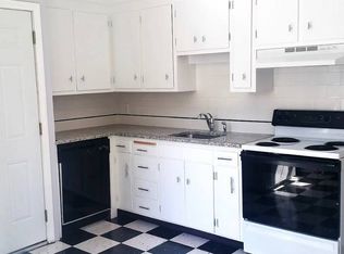 392 Park Rd #2, West Hartford, CT 06119