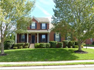 1062 Avery Trace Cir, Hendersonville, TN 37075