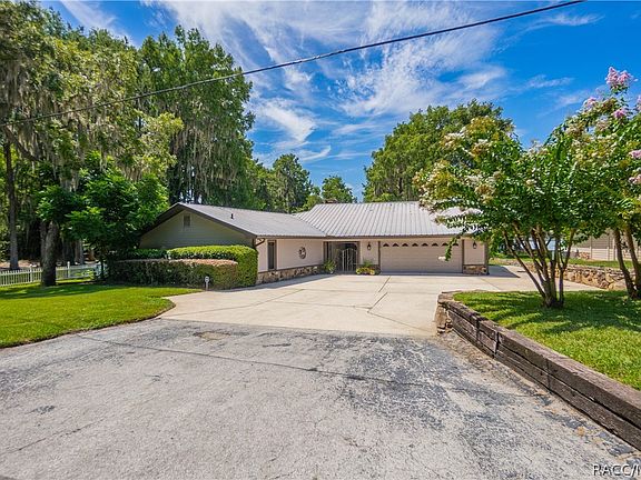 2nd image of 85 S Hunting Lodge Dr
