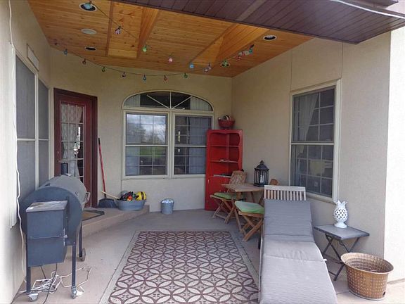 5th image of 258 N Hayes St