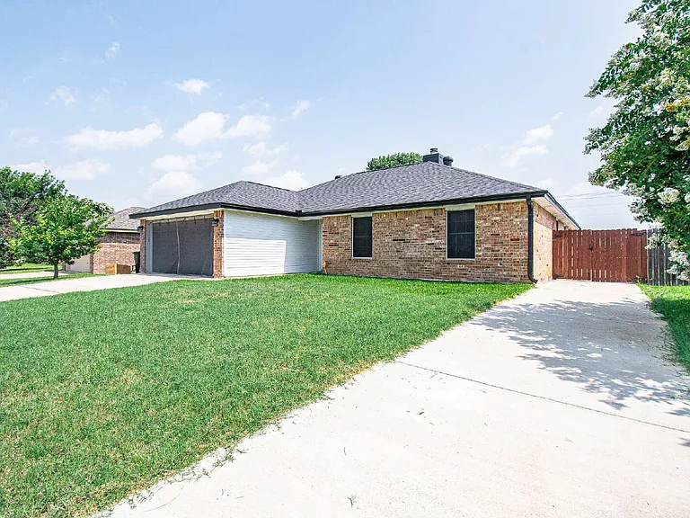 3309 Lorena Dr — Photo 24