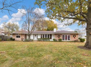 1027 Kerry Ln, Erie, PA 16505