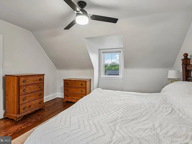 105 Dinsmore Ave — Photo 19