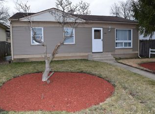 2042 Gideon Ave, Zion, IL 60099