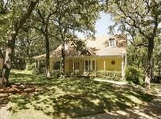 2812 N Odell Ct, Grapevine, TX 76051