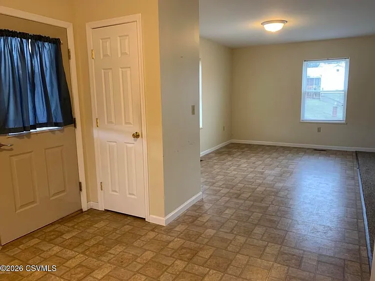 1607 Seidel Ave #B — Photo 6