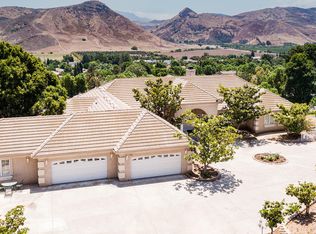 10486 Summerview Cir, Camarillo, CA 93012