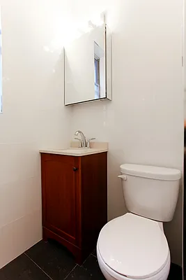 Rented by Pink Stone Realty LLC | media 20