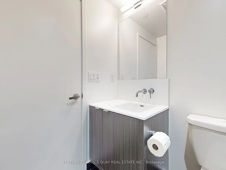 88 Harbour St #4204 — Photo 25