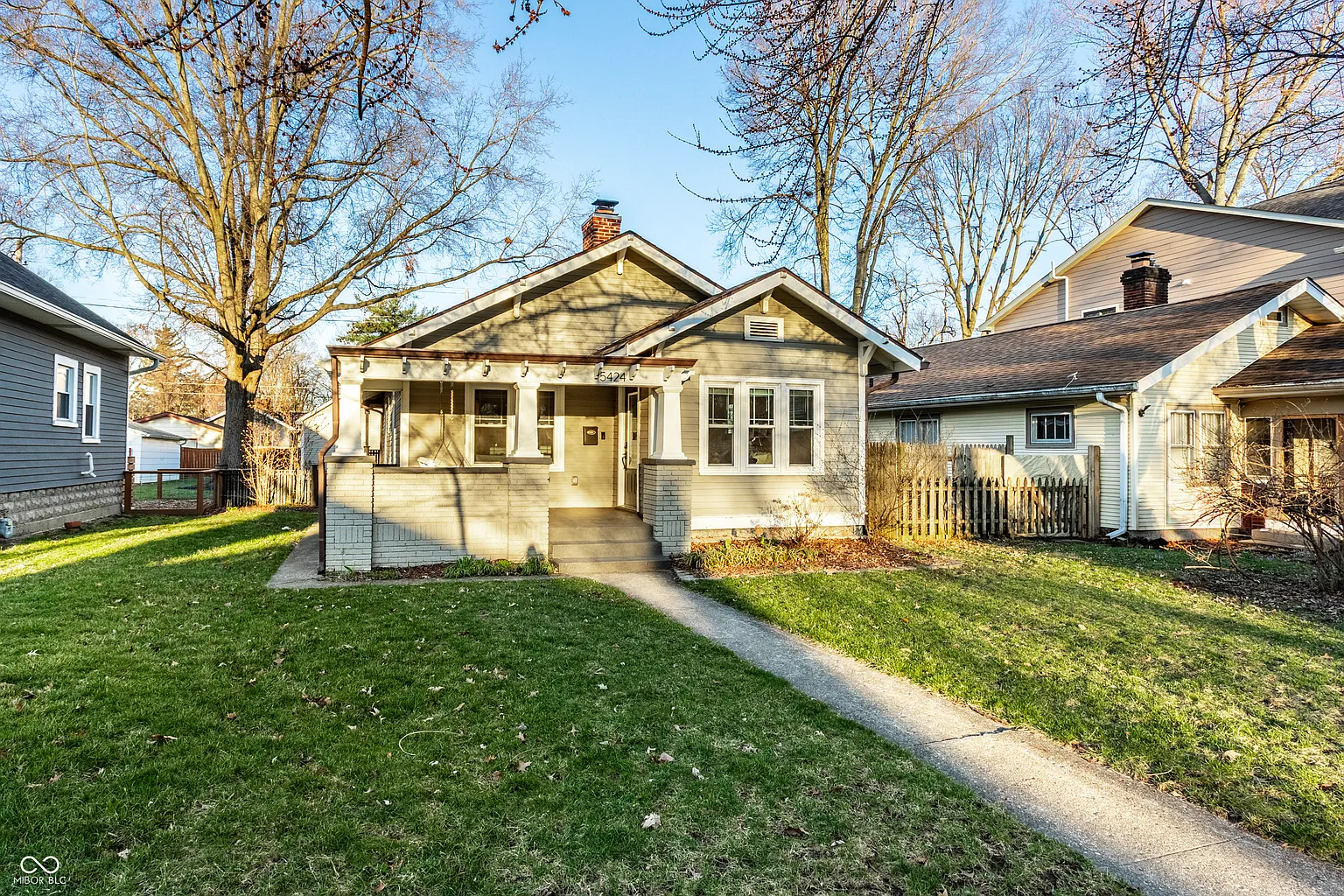 5424 Winthrop Ave photo 1