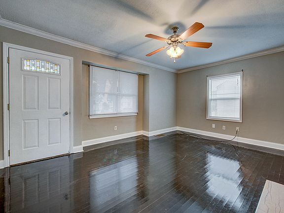 5th image of 3200 Bellevue St