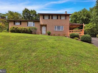 501 Edison Ct, Reading, PA 19605