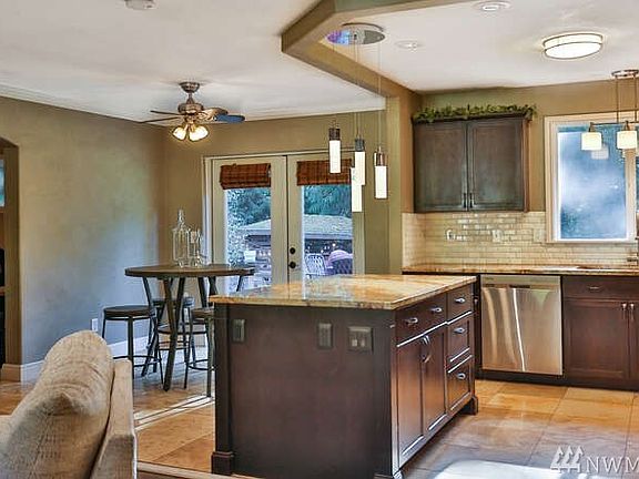 5th image of 7885 NE Seawind Ave