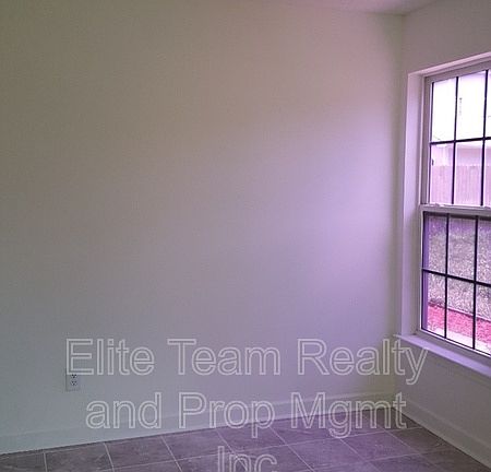 4th image of 8209 Lamplighter Pl