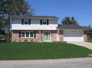 2212 Tattersall Rd, Portage, MI 49024