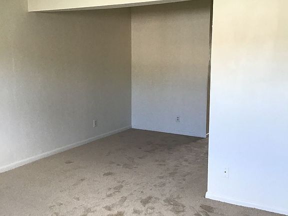 3rd image of 9019 Chesapeake Blvd #A7