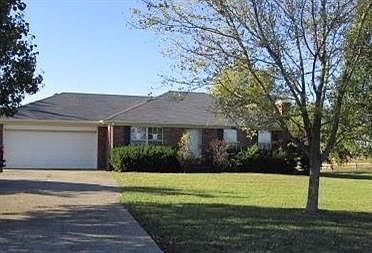 1st image of 300 Beckah Dr