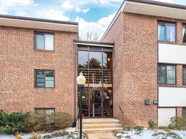 1408 Northgate Sq Unit 8/11A, Reston, VA 20190