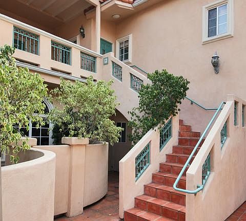 4th image of 1515 N Fairfax Ave APT 9