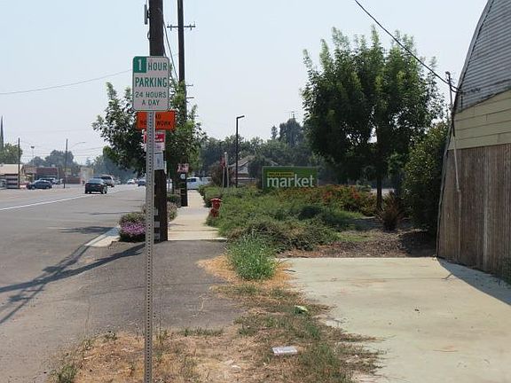 5th image of 10292 Live Oak Blvd