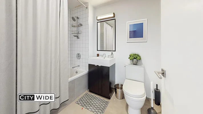 Rented by City Wide Apartments | media 10