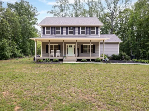 14221 Deep Wood Ave, Woodford, VA 22580