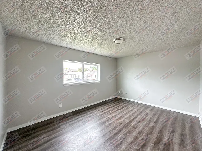 1106 Church Ave — Photo 11