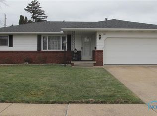 5421 Riviera Dr, Toledo, OH 43611