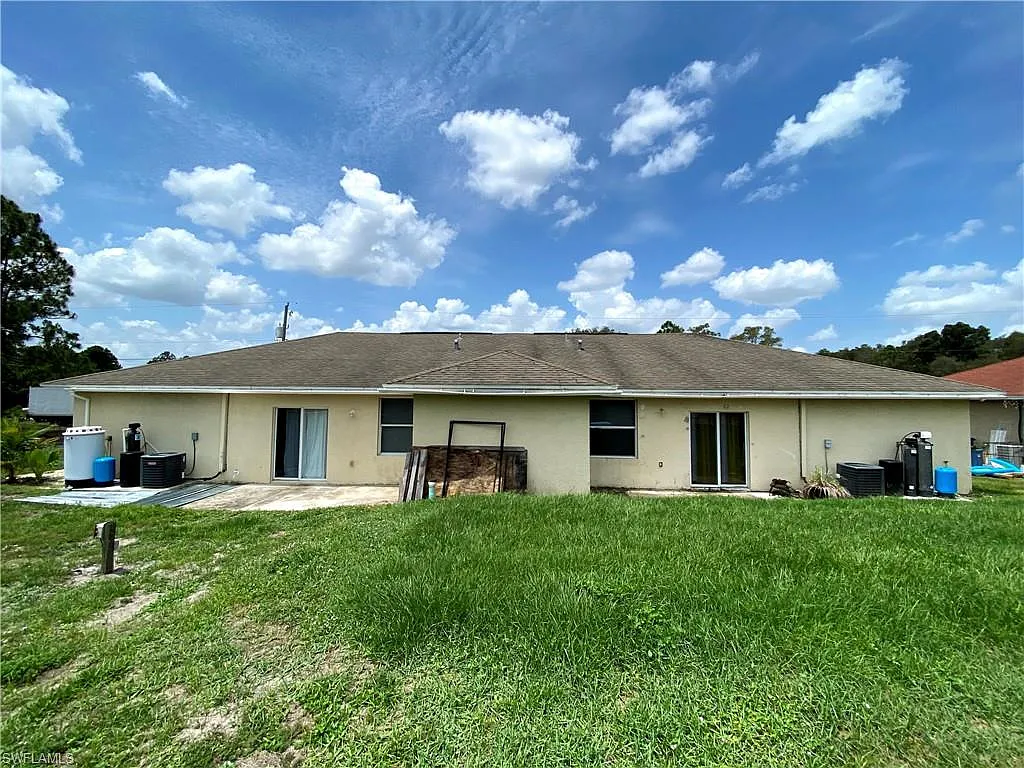3 bed, 3.0 bath, 1280 sqft, $1,800 — Photo 4