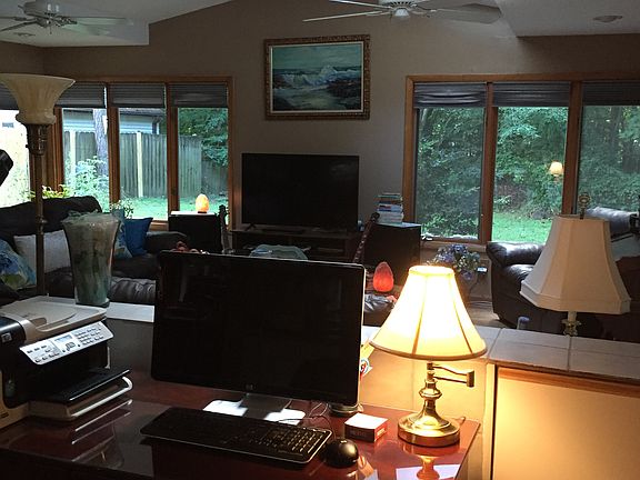 2nd image of 417 Musket Dr