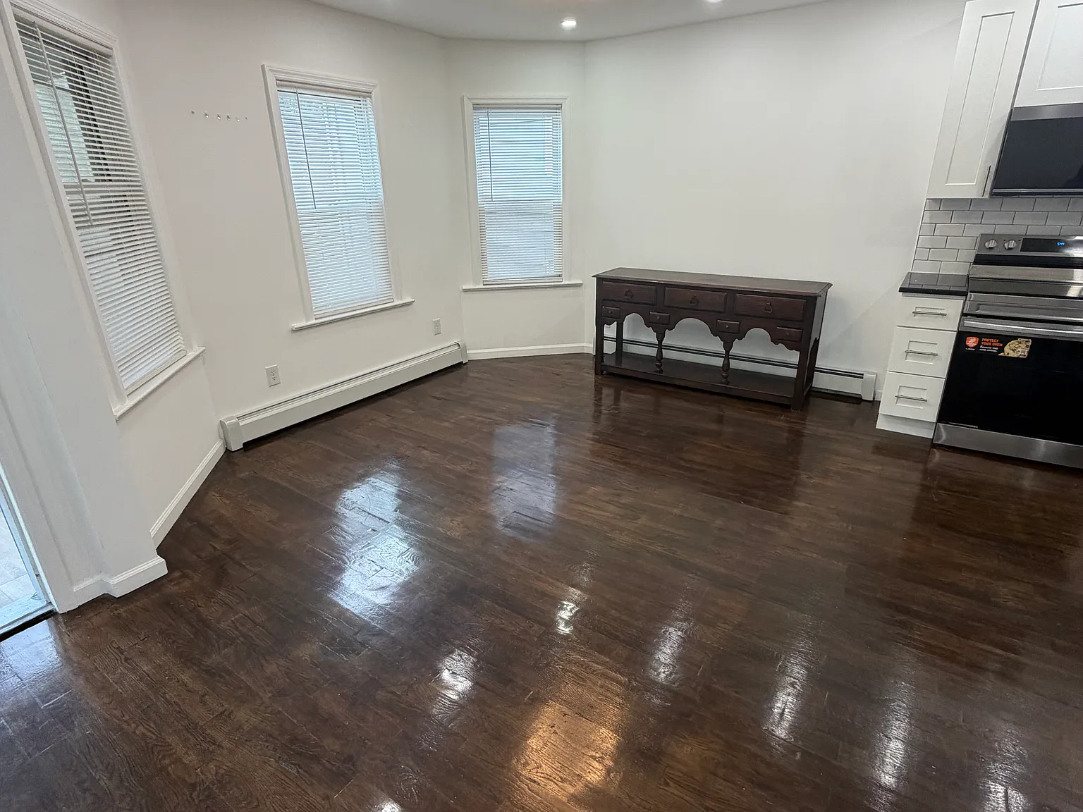 2 bed, 639 sqft, $1,500 — Photo 4