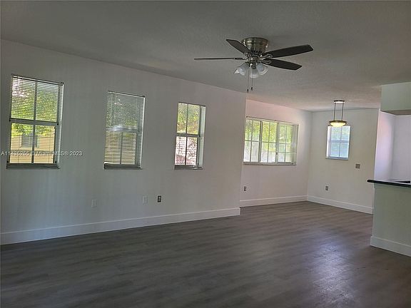3rd image of 2525 Centergate Dr APT 204