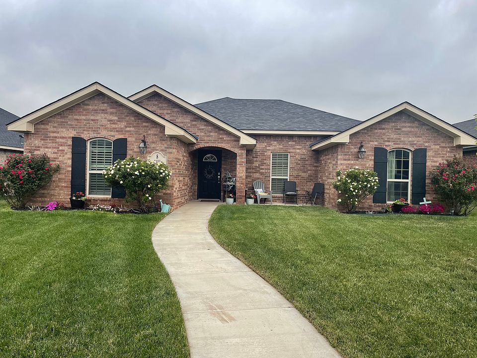 1st image of 8 Nicci Ln