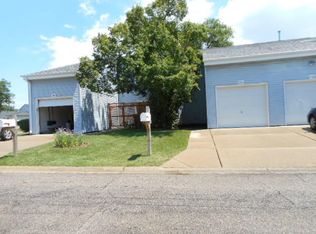 1905 Basswood Ln #1905, Glendale Heights, IL