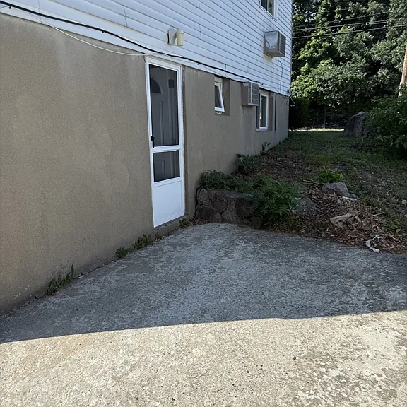 80 Quarry St #5 — Photo 10