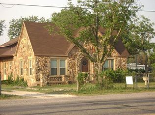 401 E Broadway St, Eden, TX 76837