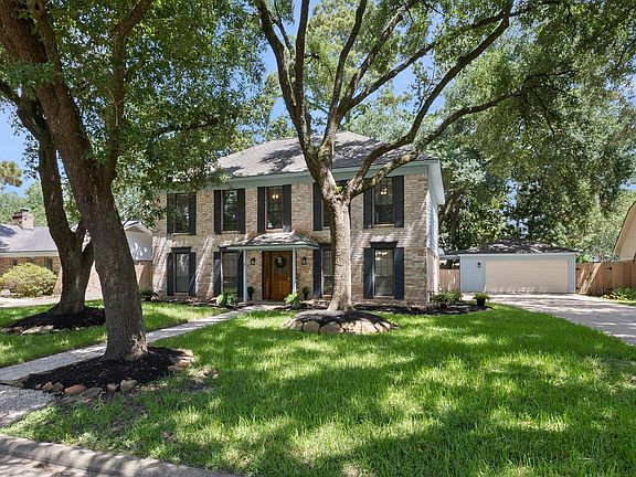 2nd image of 13714 Chelwood Pl