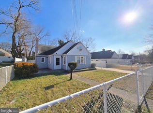 6909 Standish Dr, Hyattsville, MD 20784