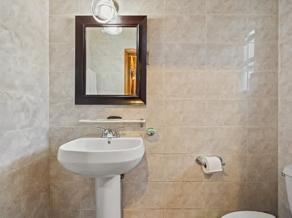 3979 Nostrand Avenue image 14 of 30