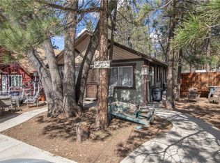 459 San Bernardino Ave, Sugarloaf, CA 92386