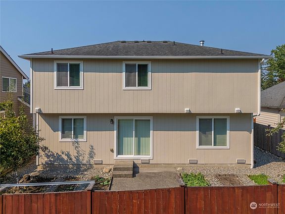 2nd image of 18419 84th Avenue E