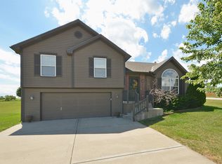 11320 N Ewing Ave, Kansas City, MO 64156