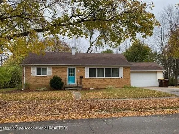 405 E Gibbs St, Saint Johns, MI 48879