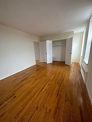 3rd image of 172 Bay 28 St #11