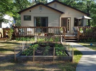 1607 E 8th St, Traverse City, MI 49686