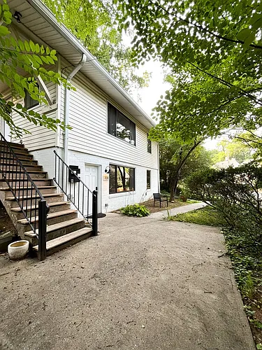 709 Nelson Dr. Photo 1