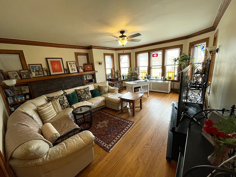 6428 S Langley Ave #4 — Photo 11